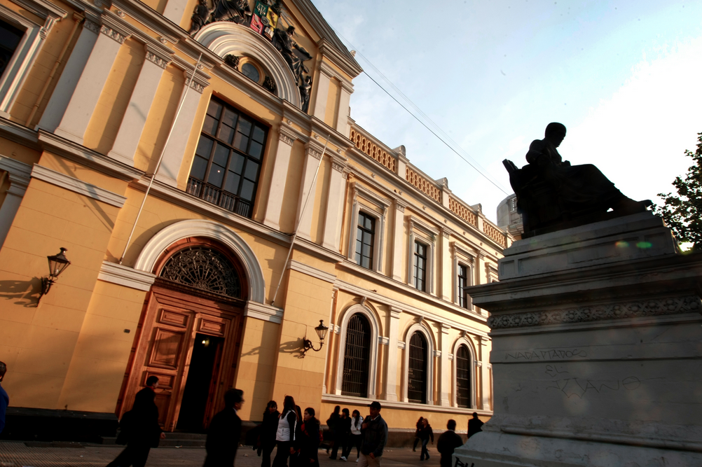 RENDIR LA PSU, EL DURO CAMINO QUE SIGNIFICA LLEGAR A LA UNIVERSIDAD