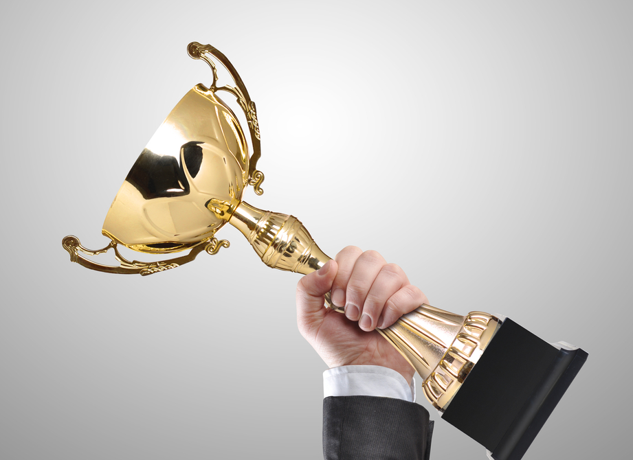 CARRERA DE ENTRENADOR DE FÚTBOL EN EL INAF. A GANAR COPAS SE HA DICHO